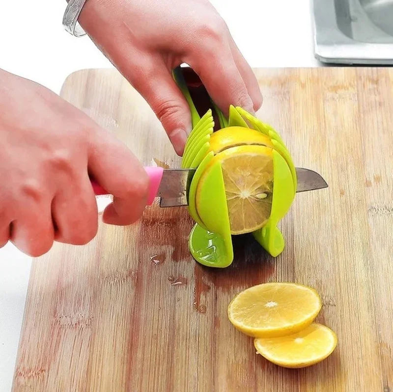 Cortador profesional de tomates y frutas con soporte: utensilio esencial de cocina